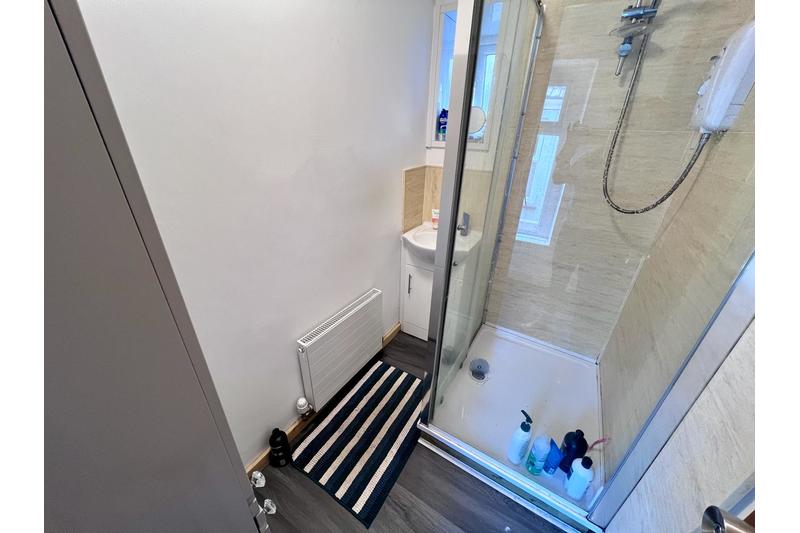 White & Jones Estate Agents Swansea Properties For Sale, To Let Swansea